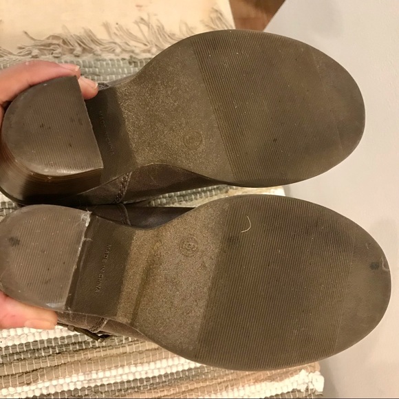 Taupe man made leather ankle fashion boots - Picture 6 of 8